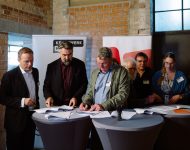 Unterzeichnung der Mietvertraege in Reaktanz von Kraftwerk Mitte der Drewag / Enso am 01.10.2019 in Dresden. Foto: Oliver Killig