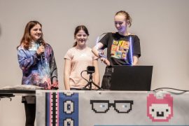 Jugend_Hackt_DD_2023_Haas_DSC_8243_kleiner Jugend_Hackt_DD_2023_Haas_DSC_8243_kleiner