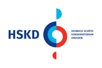 Logo mit den Buchstaben HSKD und einem stilisierten Kreis in Blau- und Rottönen neben dem Text 'HEINRICH SCHÜTZ KONSERVATORIUM DRESDEN'