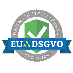 Rundes Logo mit grünem Schild, weißem Haken, blauem Banner mit Text 'EU DSGVO' und umlaufendem Text 'DATENSCHUTZERKLÄRUNG VON DR. SCHWENKE'
