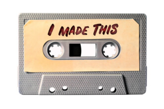 Kassette mit der handgeschriebenen Aufschrift "I made this"